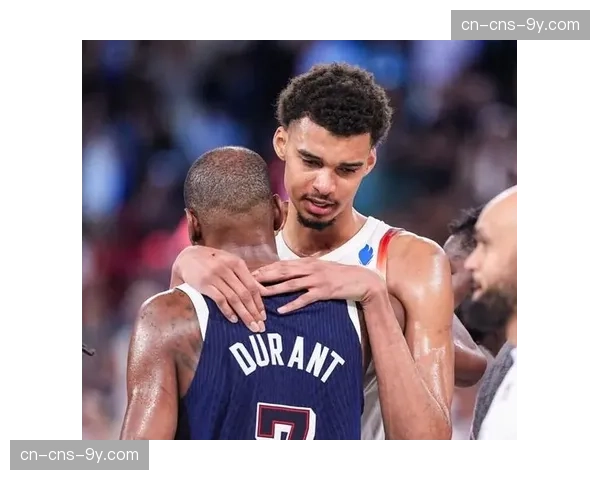 文班亚马谈防守哲学：8英尺臂展如何适应五外换防体系