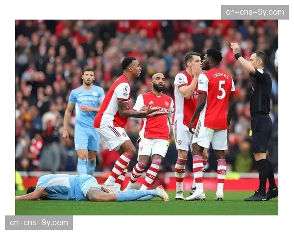 全场结束:利物浦连追两球2-1逆转巴萨,占据晋级主动